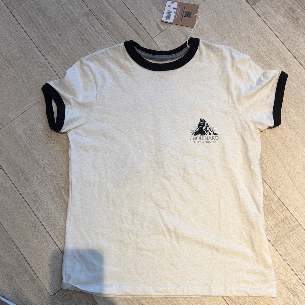 Patagonia Women’s Chouinard Crest Ringer Responsibili-Tee Birch White XS NWT